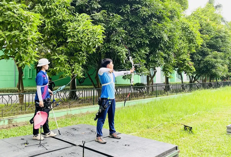 Đỗ Thị Ánh Nguyệt, Lê Quốc Phong là những tuyển thủ được chờ đợi sẽ đạt kết quả cao tại giải vô địch quốc gia 2025. Ảnh: MINH MINH