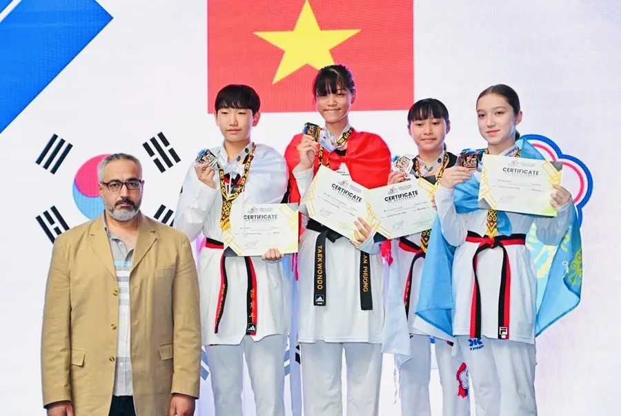 Võ sĩ Lan Phương giành HCV tại giải đấu năm nay. Ảnh: WTF