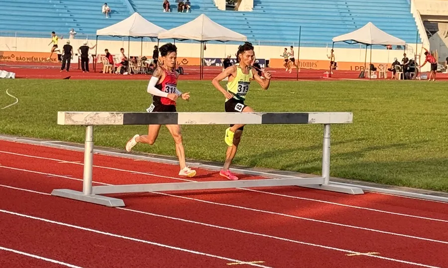 Giải điền kinh quốc gia luôn ghi nhận những cuộc cạnh tranh chuyên môn quyết liệt. Ảnh: MINH MINH