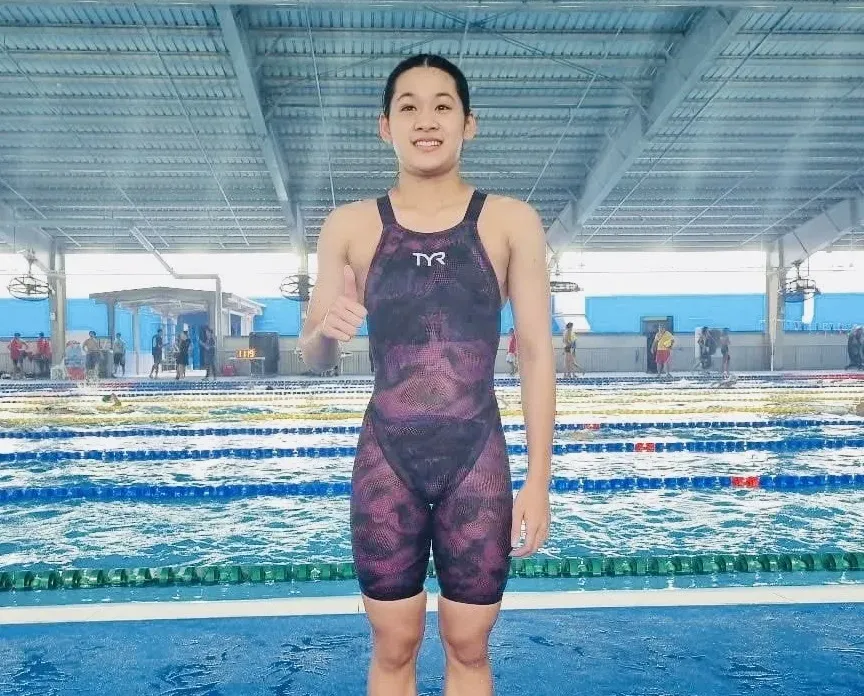 Nguyễn Thúy Hiền đã nỗ lực thi đấu nội dung đầu tiên tại giải bơi vô địch trẻ thế giới 2025. Ảnh: VASA