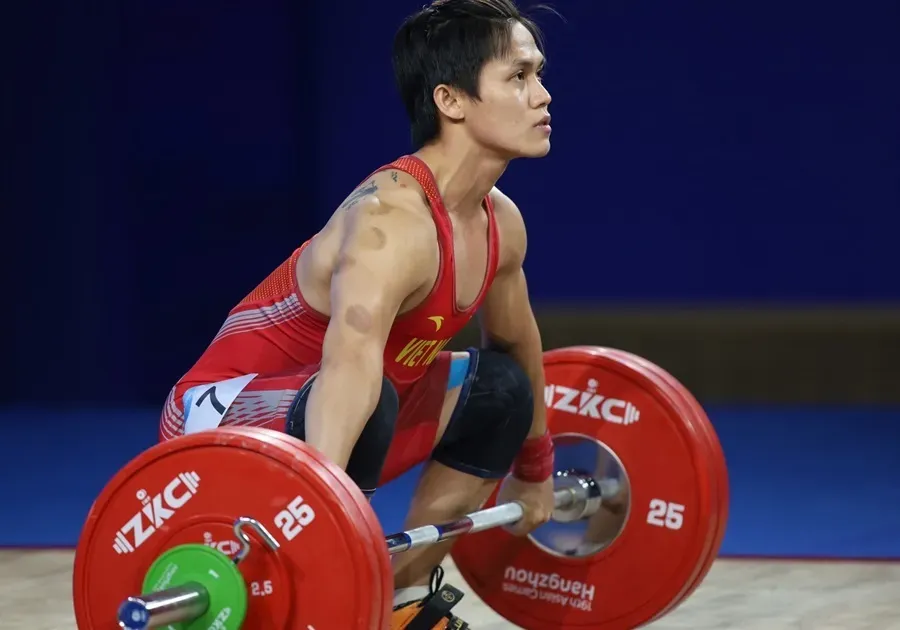 Nguyễn Trần Anh Tuấn chỉ đứng hạng 3 tổng cử tại hạng cân 60kg nam giải vô địch quốc gia năm nay. Ảnh: ĐOÀNTTVN