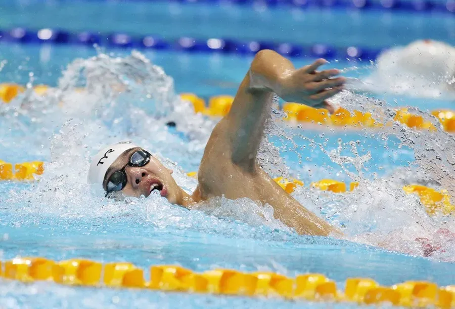 Nguyễn Huy Hoàng giành HCV giải vô địch đường dài tại Thái Lan. Ảnh: DŨNG PHƯƠNG