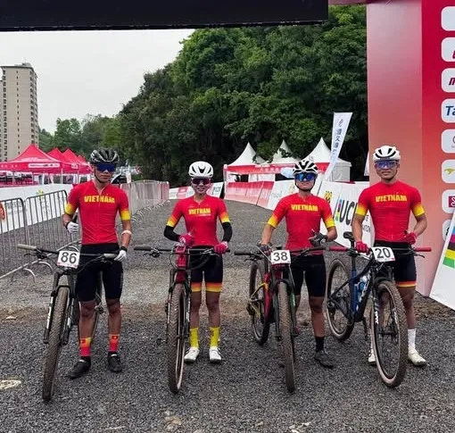 Đội tuyển xe đạp địa hình Việt Nam từng tham dự giải vô địch châu Á 2025 vào tháng 4 năm nay. Ảnh: VCF