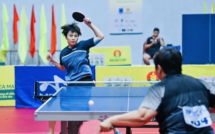 Nguyễn Khoa Diệu Khánh lọt vào bán kết giải cây vợt xuất sắc quốc gia 2025 và triển vọng giành kết quả cao nhất. Ảnh: DUY LINH