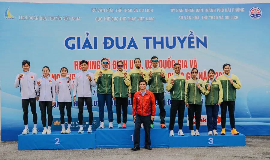 VĐV canoeing TPHCM đã thi đấu đạt kết quả tốt tại Cúp các đội mạnh quốc gia 2025. Ảnh: VCRSF