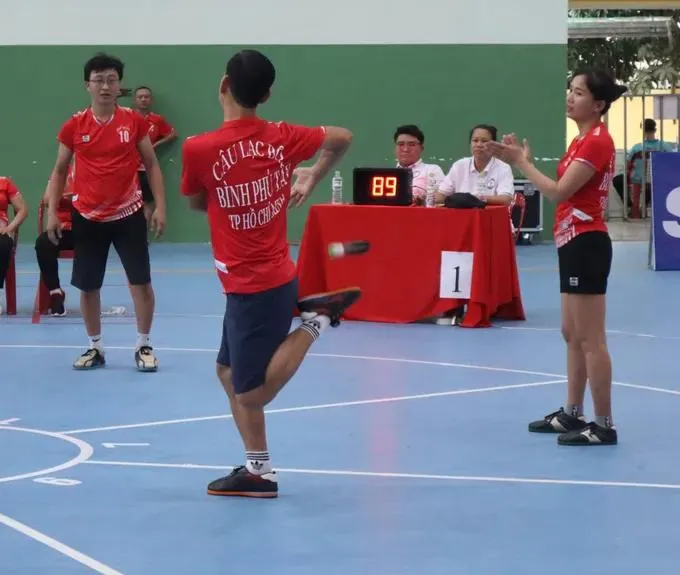 VĐV đá cầu cả nước sẽ tiếp tục tham dự giải vô địch đá cầu nghệ thuật 2025 tại TPHCM. Ảnh: THANH TÙNG