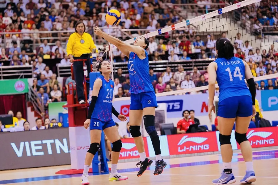 Đội tuyển bóng chuyền nữ Việt Nam đã có danh sách cuối cùng 14 gương mặt sang Thái Lan thi đấu. Ảnh: AVC