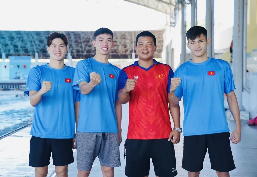 Các tuyển thủ trọng điểm của bơi Việt Nam tự tin tranh tài SEA Games 33-2025. Ảnh: HOÀNG VŨ