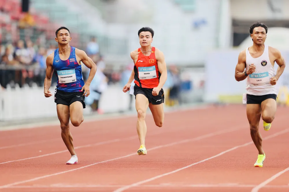 Ngần Ngọc Nghĩa bất ngờ thất bại tại cự ly 100m tại SEA Games 33-2025. Ảnh: DŨNG PHƯƠNG