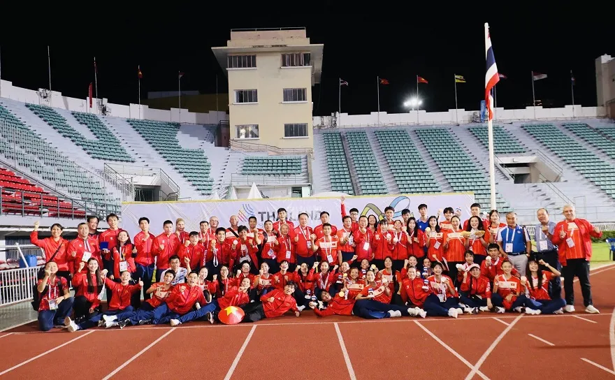 Đội tuyển điền kinh Việt Nam đã hoàn thành nhiệm vụ giành 12 HCV tại SEA Games 33-2025. Ảnh: DŨNG PHƯƠNG