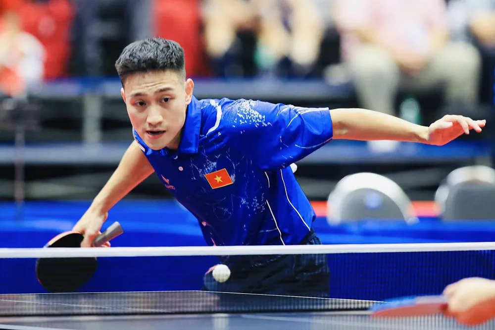 Nguyễn Anh Tú để thua tại trận bán kết nên nhận tấm HCĐ đơn nam. Ảnh: DŨNG PHƯƠNG