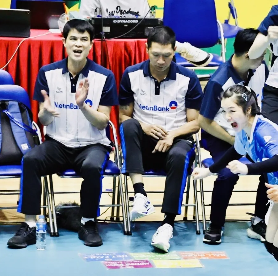 HLV Lê Văn Dũng chính thức là HLV trưởng đội Ngân hàng Công Thương tại mùa giải 2026. Ảnh: DŨNG PHƯƠNG