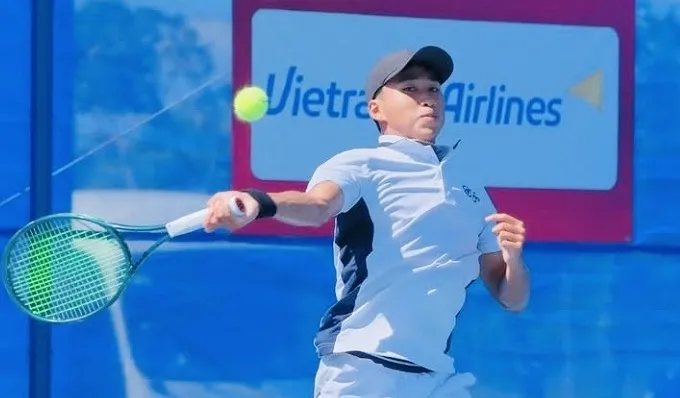 Vũ Hà Minh Đức sớm dừng bước tại vòng 1 đơn nam giải ATP Challenger 50 ở Phan Thiết. Ảnh: VTF
