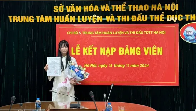 Tuyển thủ wushu Dương Thúy Vi đã được kết nạp Đảng viên từ năm 2024. Ảnh: MINH MINH