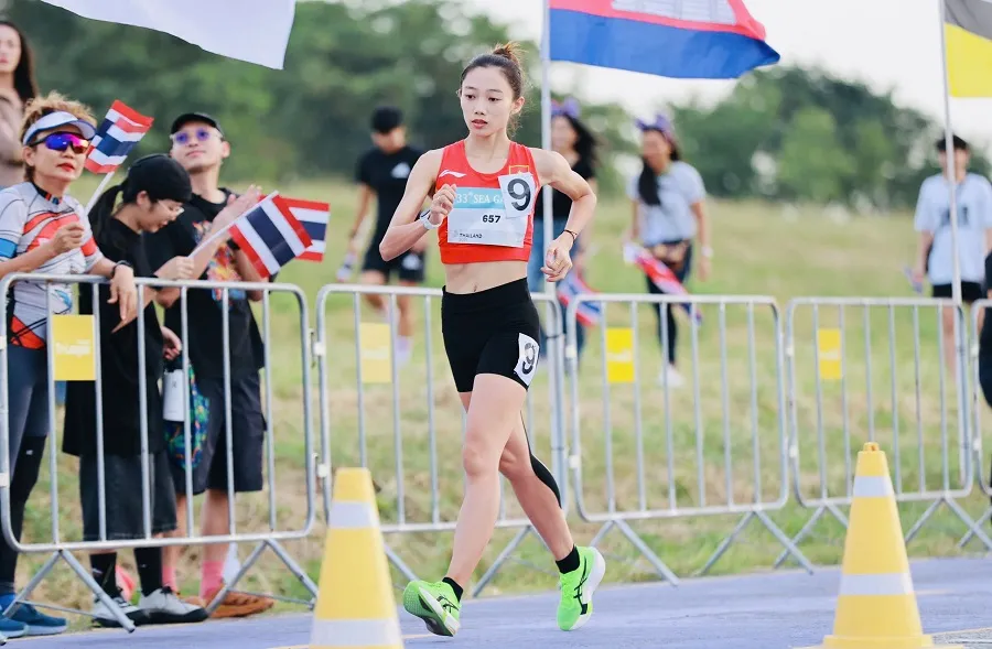 Thái Thị Kim Ngân từng thi đấu nội dung đi bộ nữ tại SEA Games 33-2025. Ảnh: DŨNG PHƯƠNG