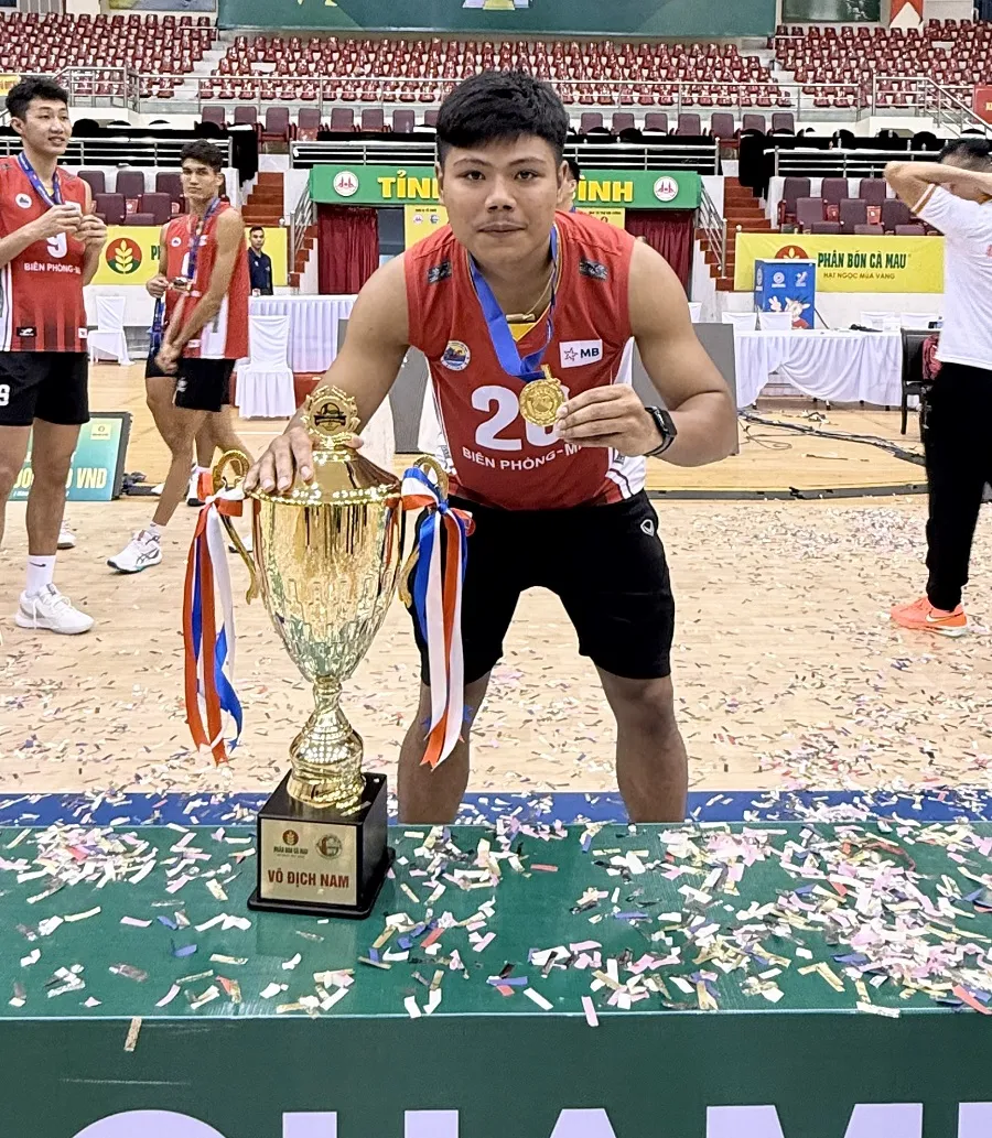 Cầu thủ Jakkrit là ngoại binh của đội Biên Phòng MB tại vòng 1 giải quốc gia năm nay. Ảnh: MINH CHIẾN