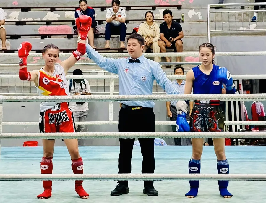 Võ sĩ Huỳnh Hà Hữu Hiếu của đội TPHCM 1 đã giành ngôi vô địch tại giải. Ảnh: H.HIẾU