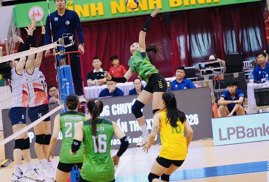 Cầu thủ VTV Bình Điền Long An đã có chiến thắng đầu tiên tại giải. Ảnh: VFV