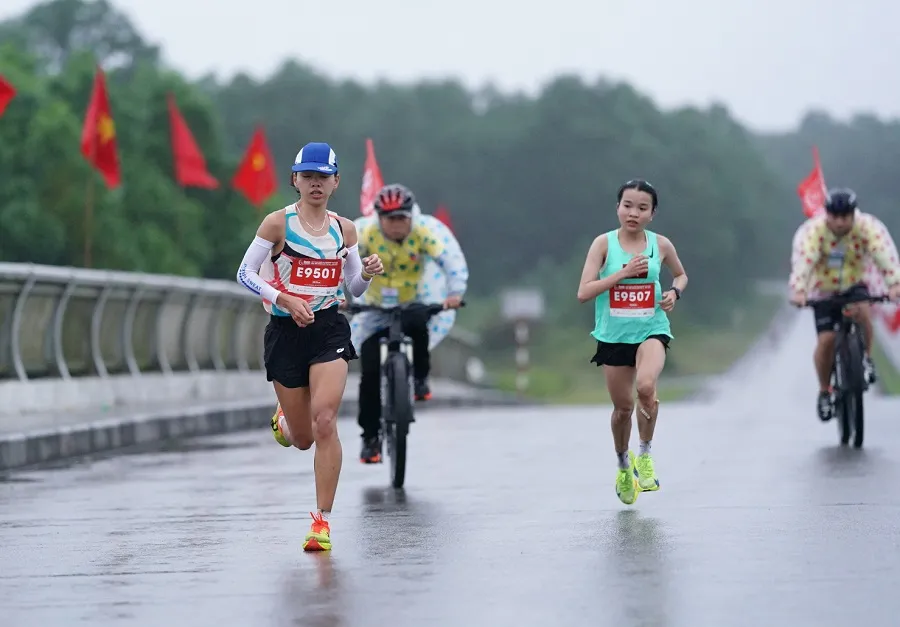Cuộc cạnh tranh marathon - 42km nữ tại giải vô địch quốc gia năm nay được tính vào chương trình Đại hội thể thao toàn quốc lần thứ X-2026. Ảnh: TPM