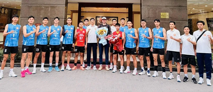 Đội Công an TPHCM đã thuê ngoại binh danh tiếng Martin Licek sang Việt Nam thi đấu lần này. Ảnh: CATPHCM