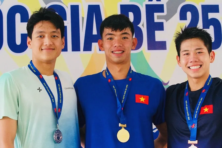 Nguyễn Huy Hoàng đã giành HCV và phá kỷ lục quốc gia tại giải đấu. Ảnh: MINH MINH