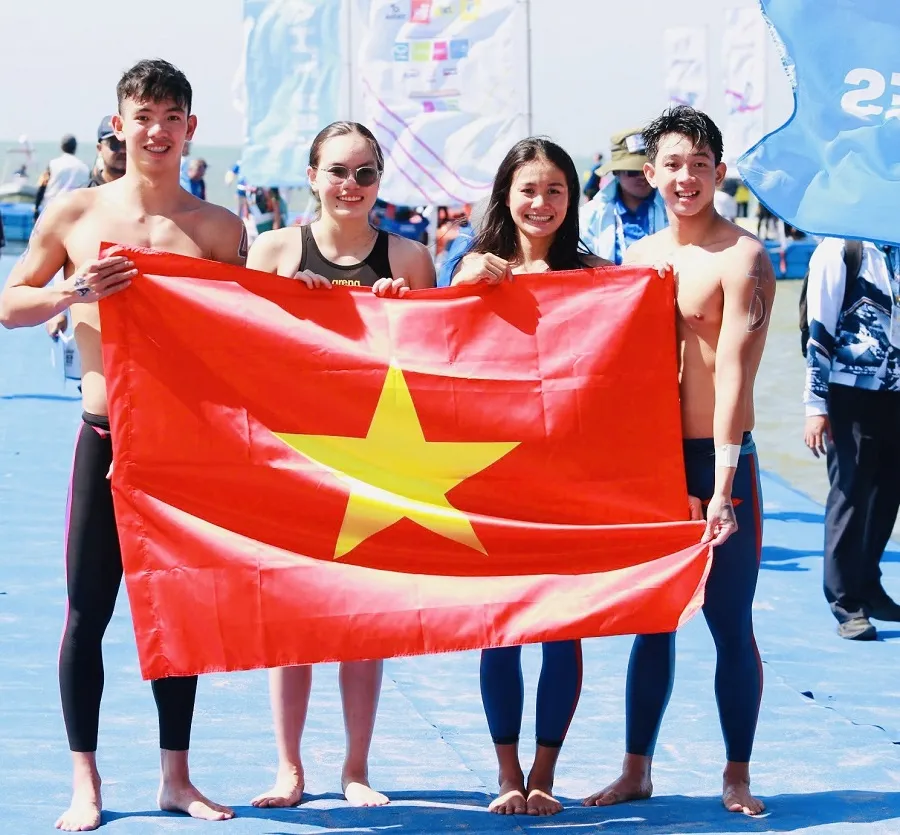 Các gương mặt của đội bơi mặt nước mở Việt Nam sẽ là thành viên tham dự Đại hội thể thao bãi biển châu Á 2026. Ảnh: DŨNG PHƯƠNG