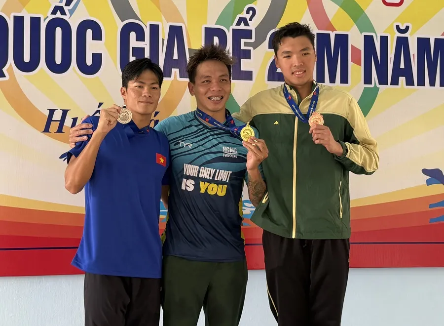 VĐV bơi TPHCM đã thể hiện phong độ xuất sắc tại giải vô địch quốc gia hồ ngắn 25m. Ảnh: MINH CHIẾN