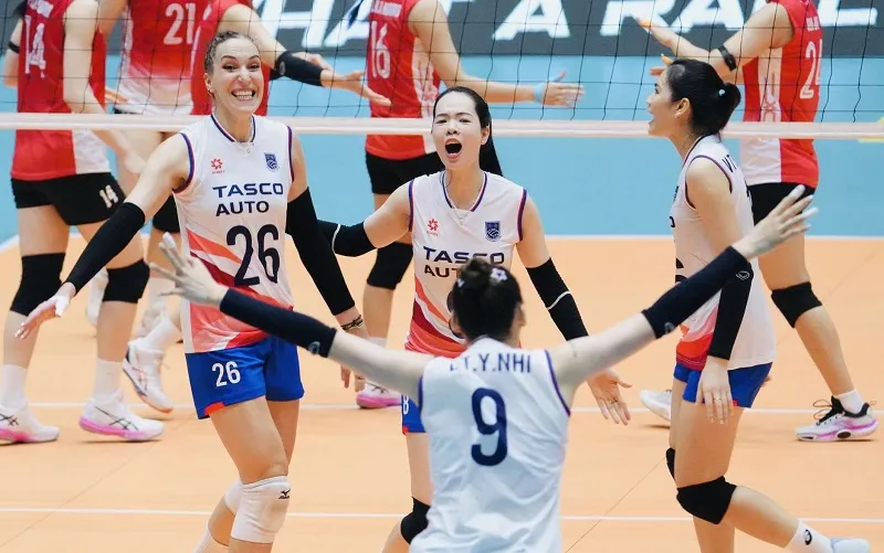 Đội bóng chuyền nữ Hà Nội sẽ ra sân lượt trận thứ 2 tại ngày 8-4. Ảnh: VFV