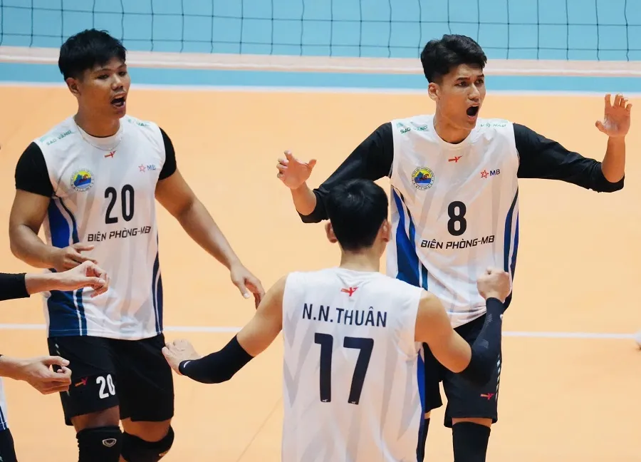 Cầu thủ Biên Phòng MB đã giành được chiến thắng nhẹ nhàng trước đội TPHCM tại lượt trận thứ 2. Ảnh: VFV