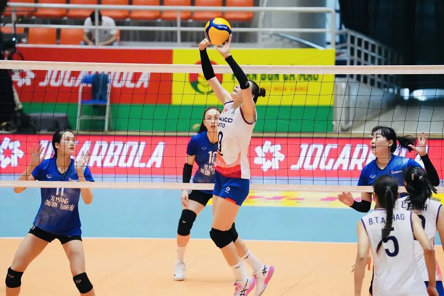 Đội nữ Hà Nội đã có chiến thắng dễ dàng trước đội Thanh Hóa. Ảnh: VFV