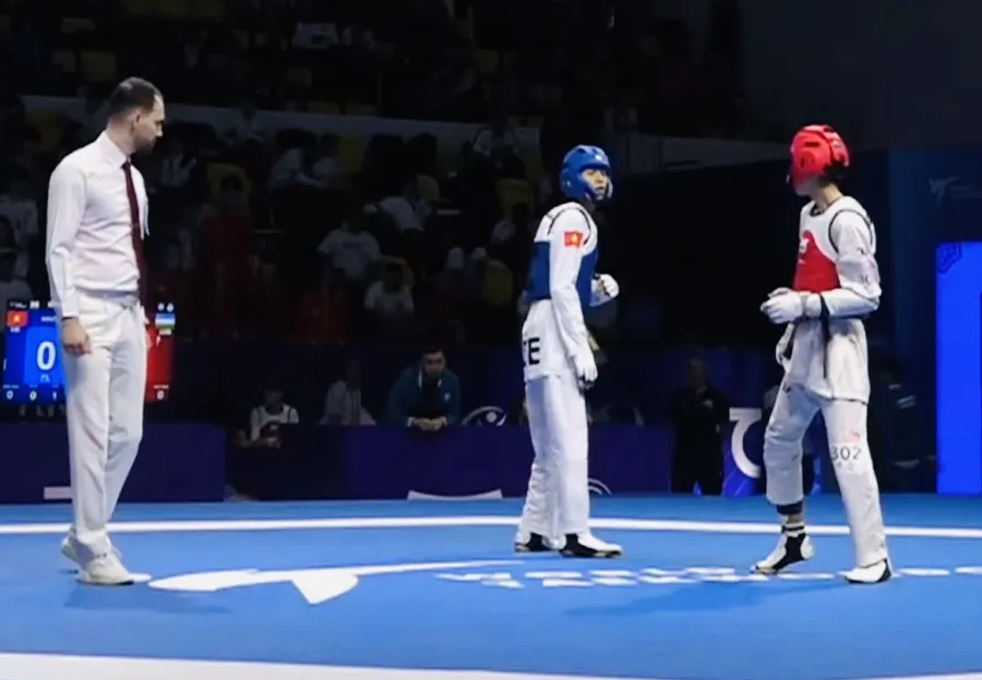 Võ sĩ Nguyễn Đức Trung đã thi đấu nhưng không thành công ở hạng cân 45kg nam. Ảnh: BTC