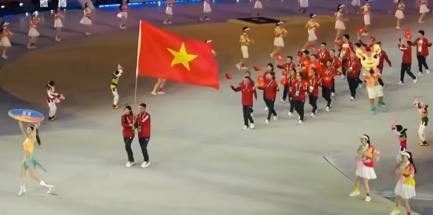 Đoàn thể thao Việt Nam có mặt diễu hành tại Lễ khai mạc Đại hội thể thao bãi biển châu Á lần thứ 6-2026. Ảnh: ABG6
