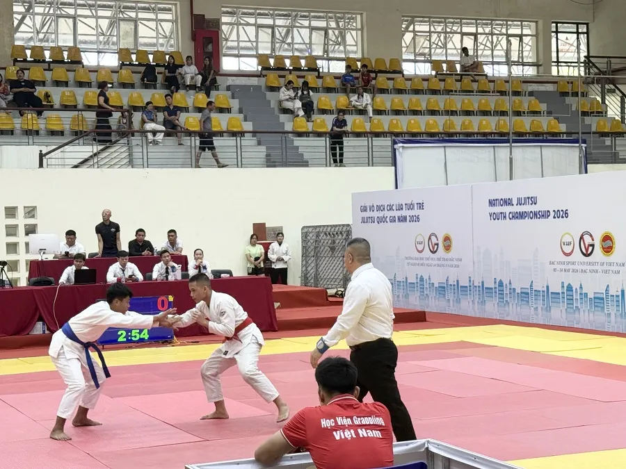VĐV thi đấu tại giải jujitsu vô địch lứa tuổi trẻ quốc gia 2026 ở Bắc Ninh. Ảnh: MINH CHIẾN