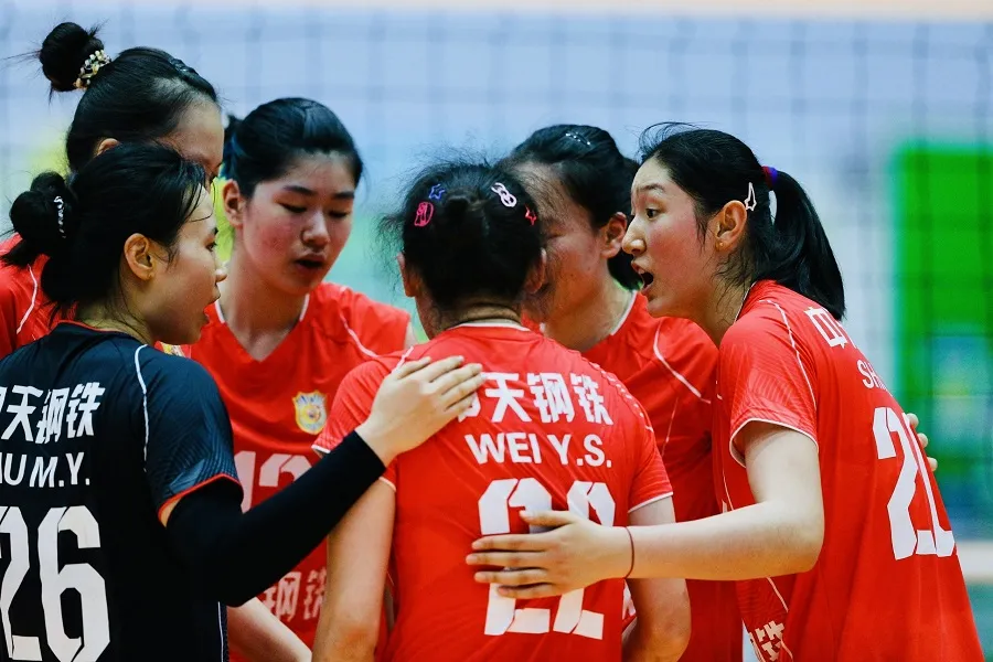 Đội Giang Tô (Trung Quốc) sẽ thi đấu trận bán kết đầu tiên vào ngày hôm nay. Ảnh: DP