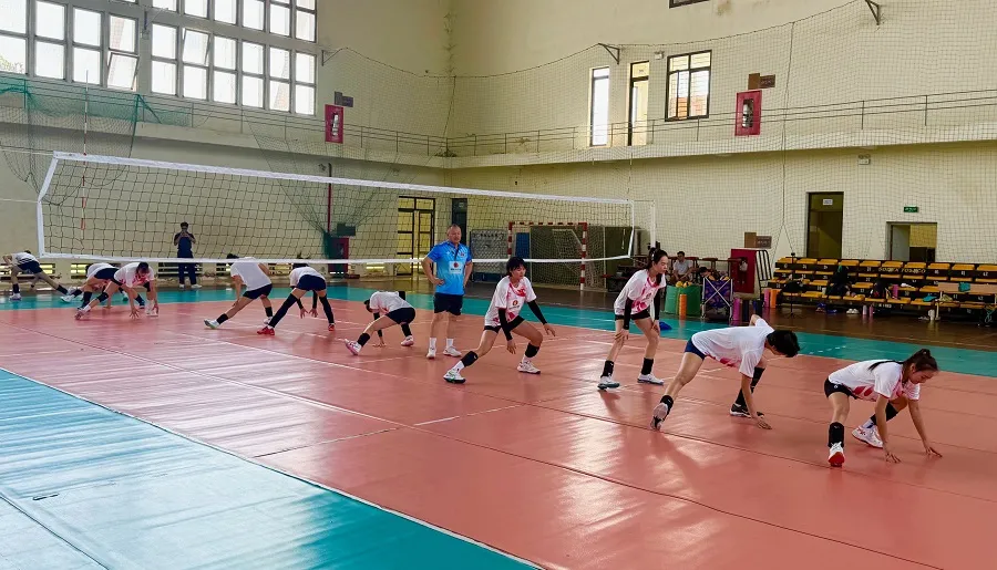 Cầu thủ bóng chuyền nữ Việt Nam sẽ được tăng cường tập luyện thể lực để thi đấu với lịch trình nhiều giải đấu sắp tới. Ảnh: MINH CHIẾN