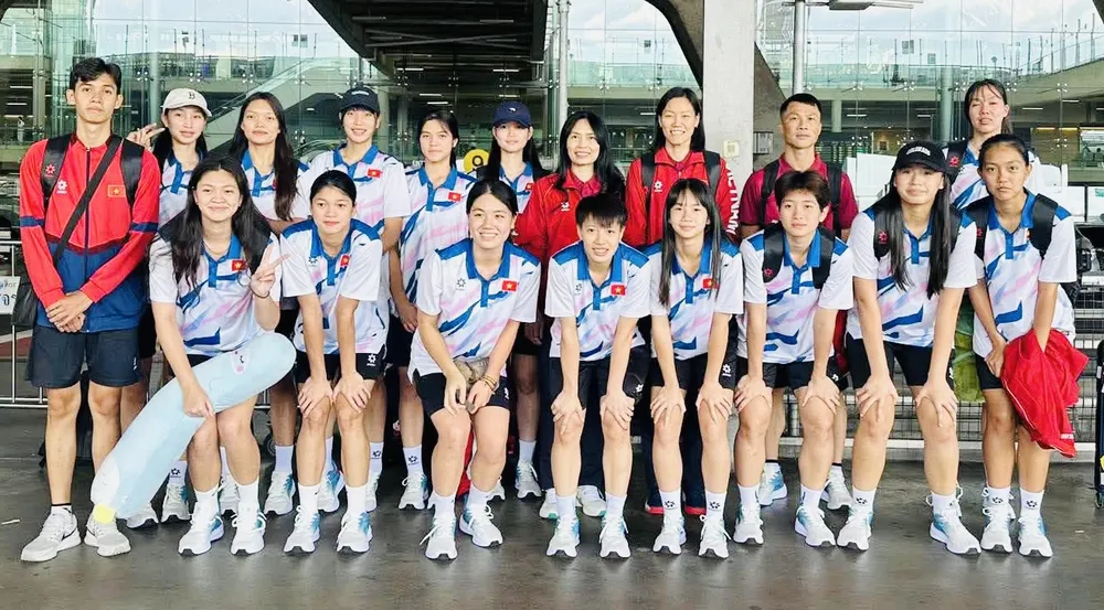 Đội tuyển nữ U18 Việt Nam đã có mặt tại Thái Lan để chuẩn bị thi đấu. Ảnh: VFV