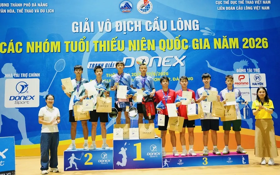 Các tay vợt đã thi đấu giành được thành tích cao tại giải năm nay ở Đà Nẵng. Ảnh: NGUYỄN LINH