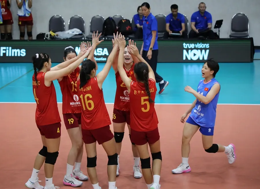 Đội nữ U18 Việt Nam đã giành chiến thắng dễ dàng trước U18 Đài Bắc Trung Hoa. Ảnh: AVC