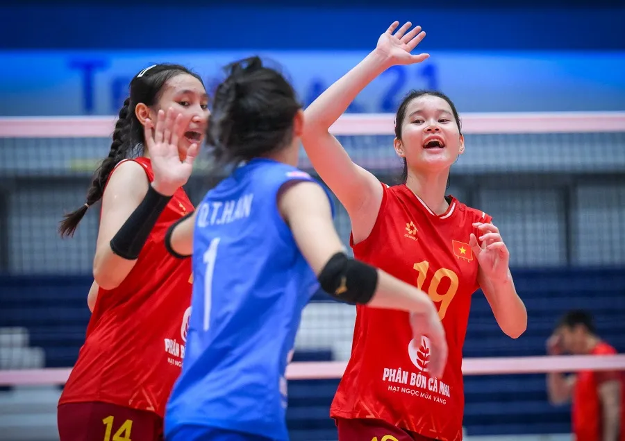 Cầu thủ nữ U18 Việt Nam sẽ thi đấu trận cuối để tranh hạng 5 tại giải. Ảnh: AVC