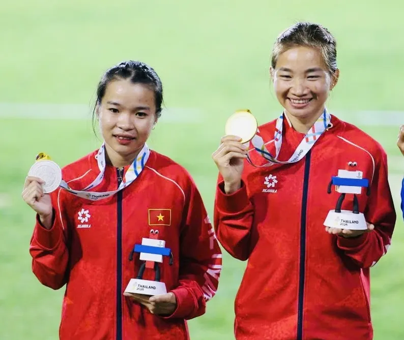 Lê Thị Tuyết (trái) được đăng ký thi đấu 2 nội dung tại giải vô địch U23 châu Á 2026. Ảnh: DŨNG PHƯƠNG