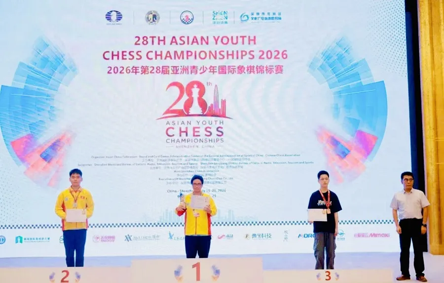 Kỳ thủ Phạm Trần Gia Phúc có HCV cờ nhanh bảng U18 nam trong giải. Ảnh: AYCC