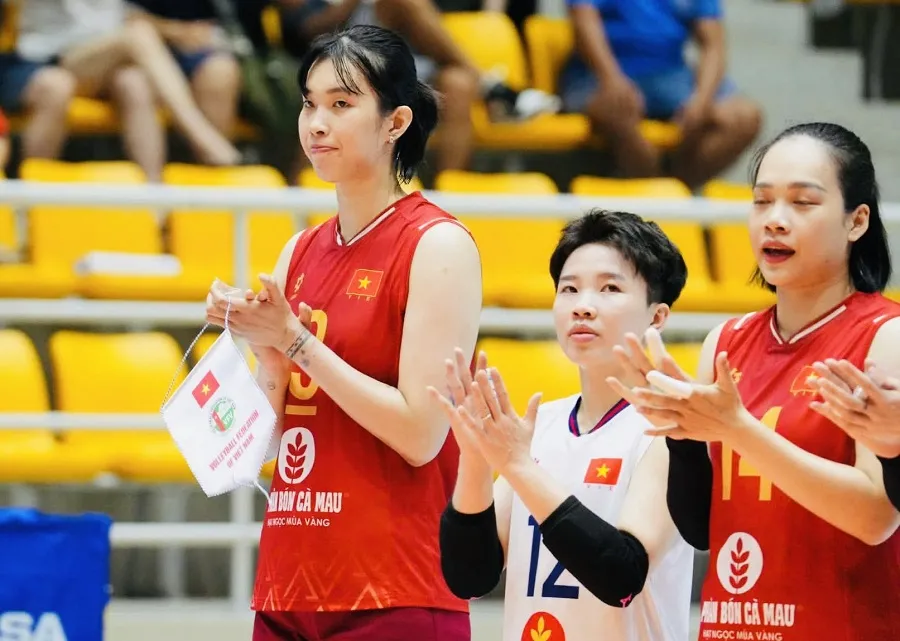 bong chuyen sea1.jpg