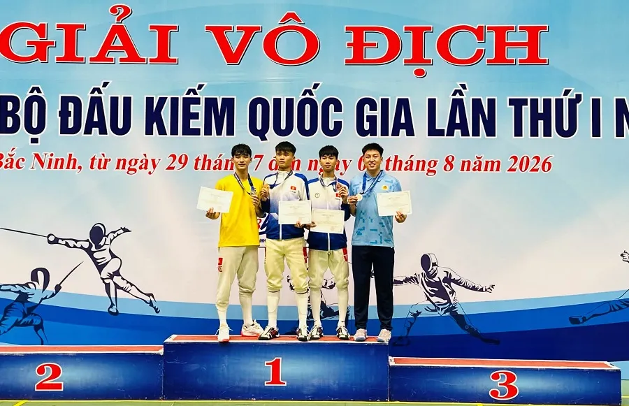 Các VĐV có thành tích huy chương tại giải đấu năm nay. Ảnh: MINH MINH