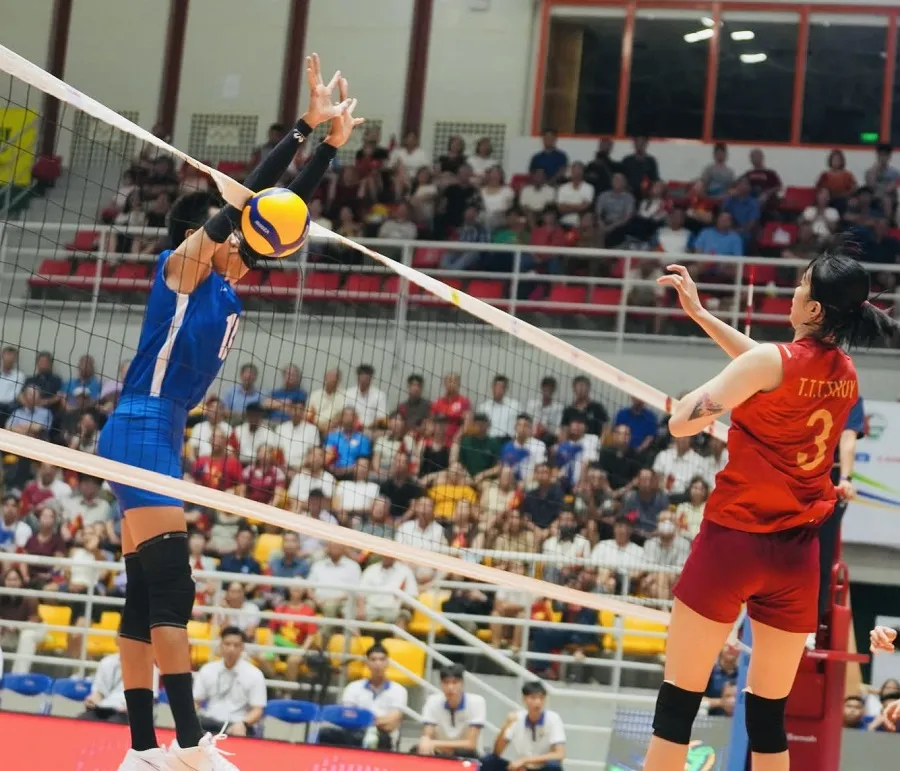 Chủ công Trần Thị Thanh Thúy đã nỗ lực thi đấu nhưng không mang lại chiến thắng chung cuộc cho đội nữ Việt Nam. Ảnh: SAVA