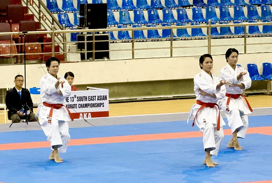 VĐV kata nữ của đội tuyển karate Việt Nam sẽ sang Nhật Bản tâp huấn từ ngày 14-8. Ảnh: MINH CHIẾN