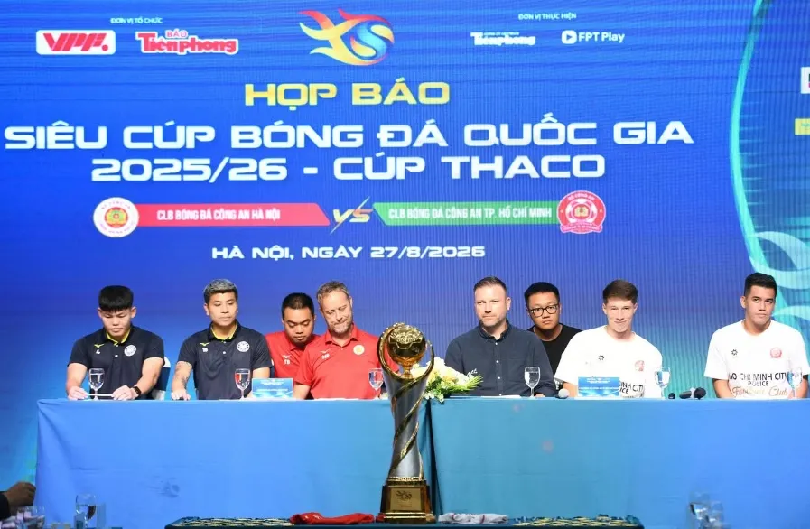 Các đội bóng Công an Hà Nội và Công an TPHCM đều quyết tâm giành chiến thắng. Ảnh: TP