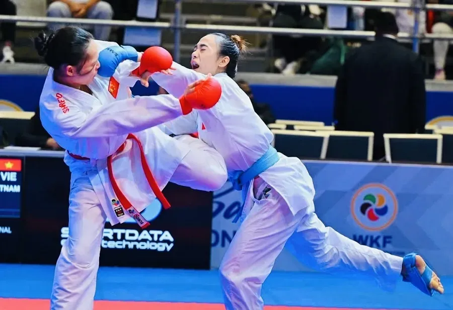 Nguyễn Thị Diệu Ly (đai xanh) là niềm hy vọng giành huy chương của Đội tuyển karate Việt Nam. Ảnh: AKF