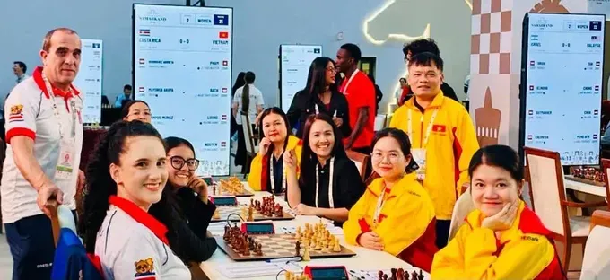 Đội cờ vua nữ Việt Nam đang tranh tài Olympiad 2026 tại Uzbekistan. Ảnh: FIDE