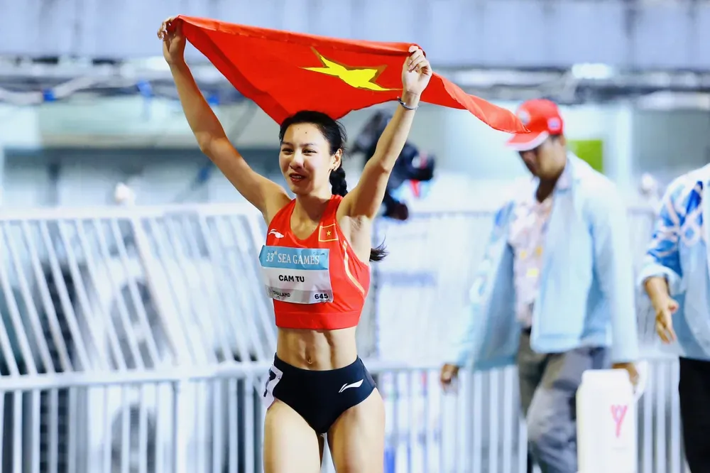 Lê Thị Cẩm Tú được chờ đợi có huy chương nội dung 200m nữ. Ảnh: HOÀNG TÙNG
