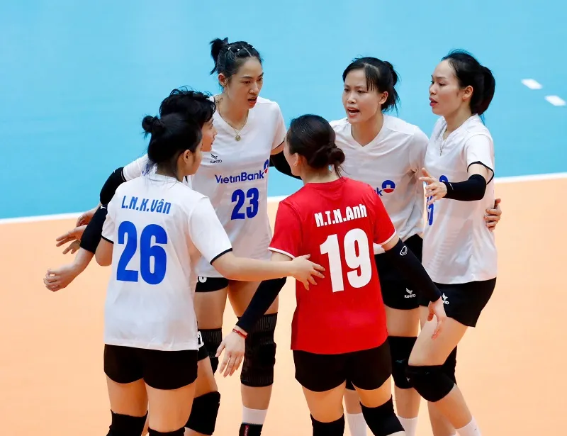 Đội Ngân hàng Công Thương bất ngờ bổ sung thêm ngoại binh Thái Lan trước giờ khai cuộc vòng 2. Ảnh: DŨNG PHƯƠNG